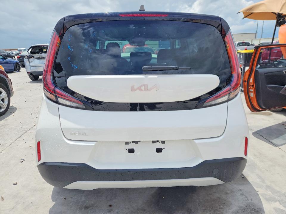Продажа на аукционе авто 2023 Kia Soul, vin: KNDJ23AU6P7862352, номер лота: 57239586