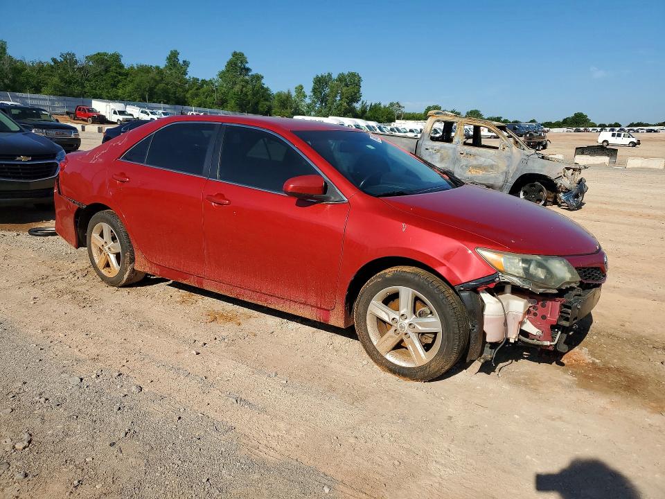 54803026 :رقم المزاد ، 4T1BF1FK3DU661960 vin ، 2013 Toyota Camry مزاد بيع