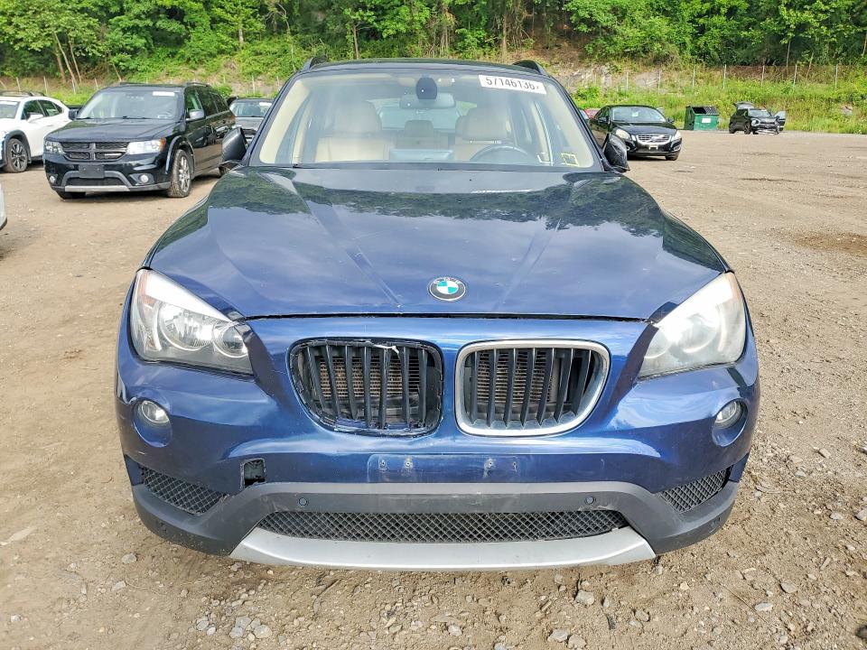 57146136 :رقم المزاد ، WBAVL1C57DVR90256 vin ، 2013 Bmw X1 مزاد بيع