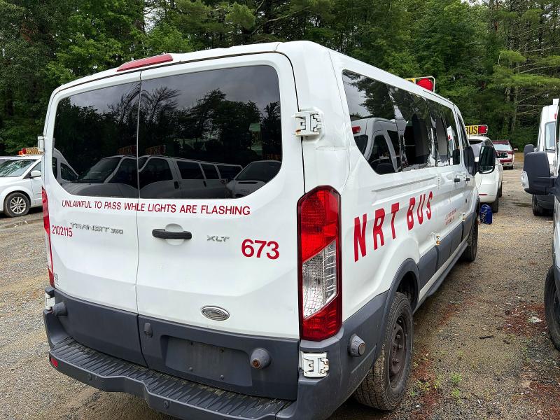 58864126 :رقم المزاد ، 1FBZX2ZMOFKA38754 vin ، 2015 Ford Transit مزاد بيع