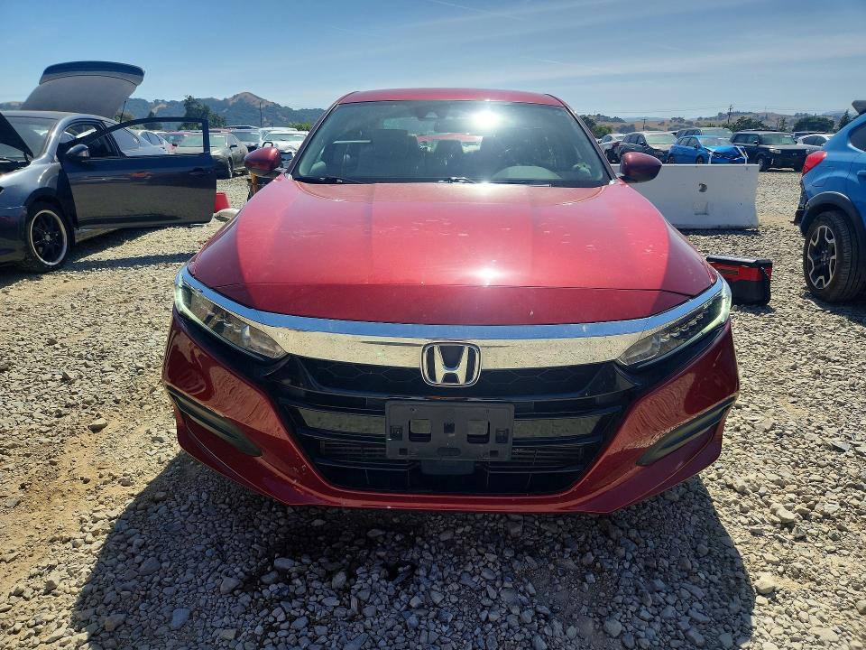 Продаж на аукціоні авто 2018 Honda Accord, vin: 1HGCV1F18JA072145, номер лоту: 55923386