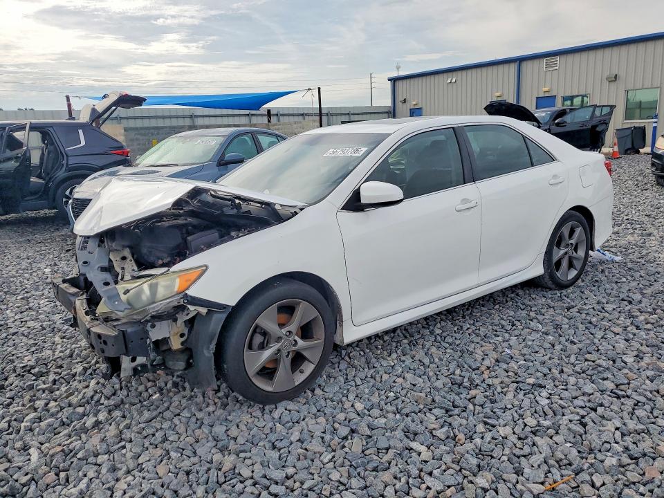 Продажа на аукционе авто 2014 Toyota Camry, vin: 4T1BF1FK2EU814183, номер лота: 56793786