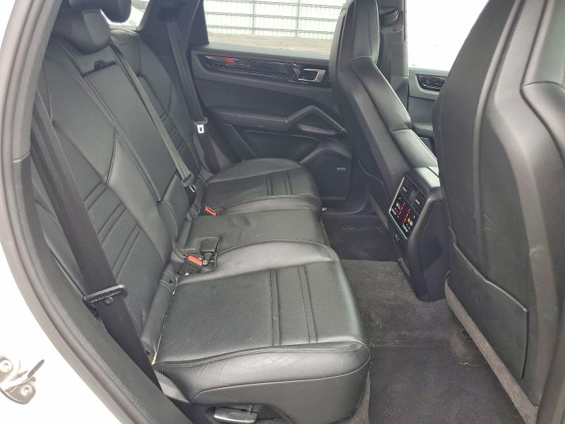 57930366 :رقم المزاد ، WP1AA2AY1KDA10970 vin ، 2019 Porsche Cayenne مزاد بيع
