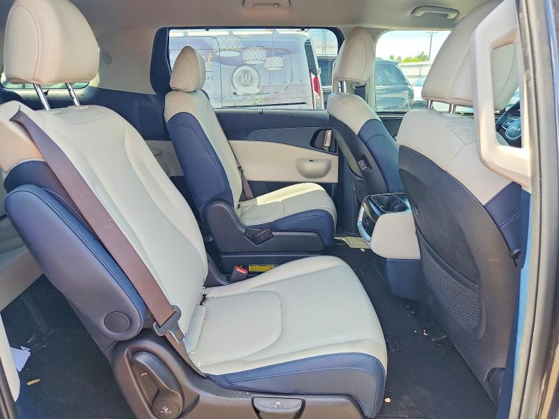 2025 Kia Carnival მანქანა იყიდება აუქციონზე, vin: KNDNC5K39S6458735, აუქციონის ნომერი: 58707876