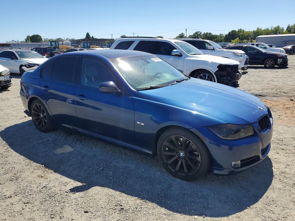 57626886 :رقم المزاد ، WBAPH5G54BNM79192 vin ، 2011 Bmw 328 مزاد بيع