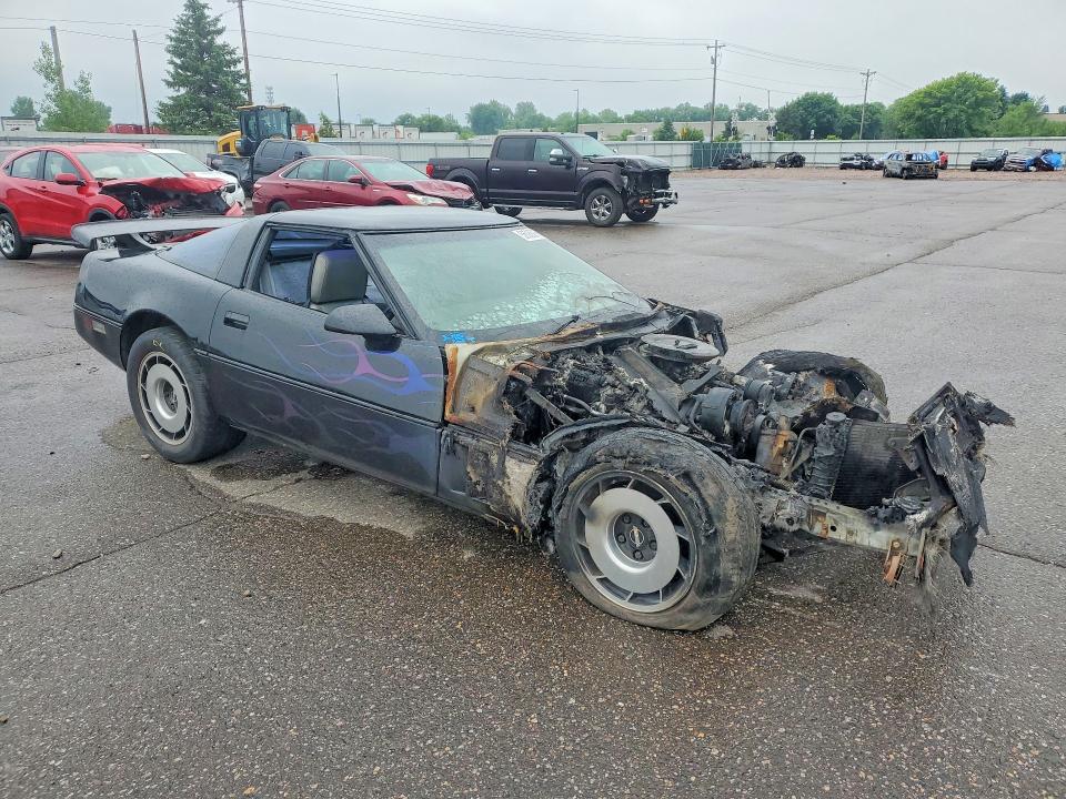 56086266 :رقم المزاد ، 1G1AY0780E5147589 vin ، 1984 Chevrolet Corvette مزاد بيع