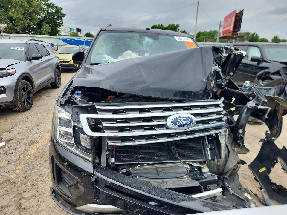2018 Ford Expedition მანქანა იყიდება აუქციონზე, vin: 1FMJU1HT9JEA45273, აუქციონის ნომერი: 55971536