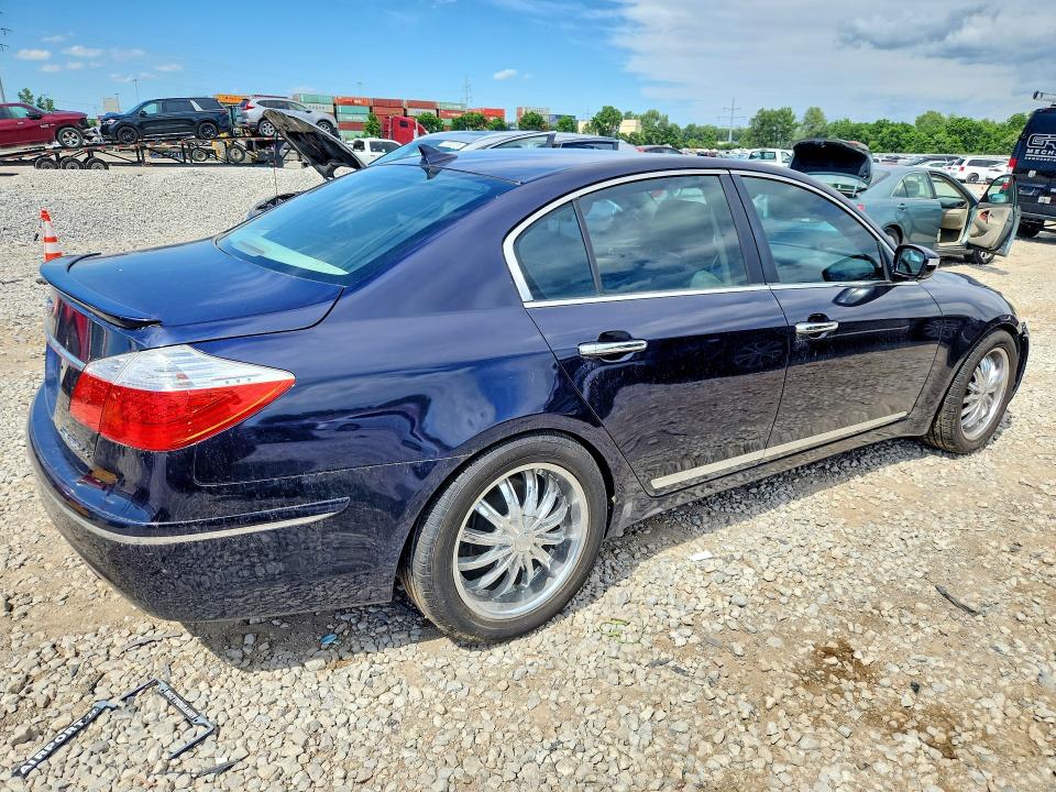 Продаж на аукціоні авто 2011 Hyundai Genesis, vin: KMHGC4DF2BU124516, номер лоту: 52672866