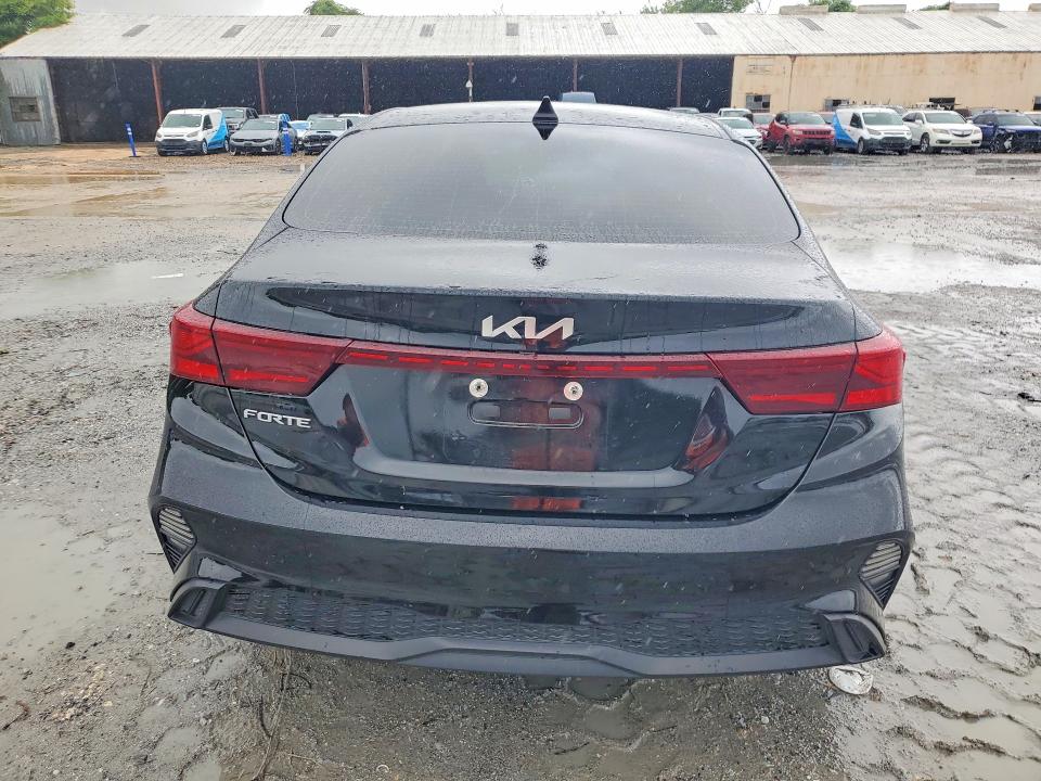 2023 Kia Forte მანქანა იყიდება აუქციონზე, vin: 3KPF24ADXPE647469, აუქციონის ნომერი: 57560086