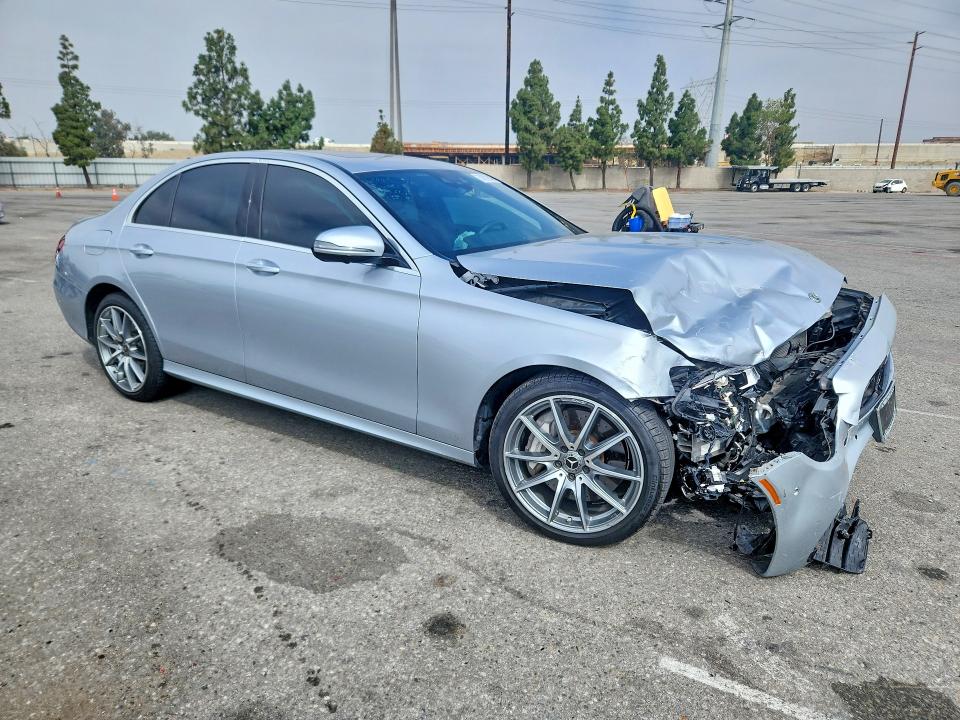Продажа на аукционе авто 2021 Mercedes-benz E, vin: W1KZF8DB9MA947074, номер лота: 59002646