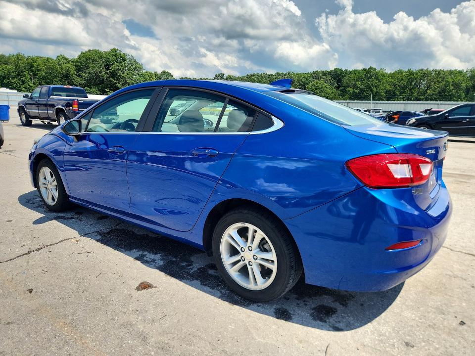 Продажа на аукционе авто 2018 Chevrolet Cruze, vin: 1G1BE5SM0J7236320, номер лота: 55551856