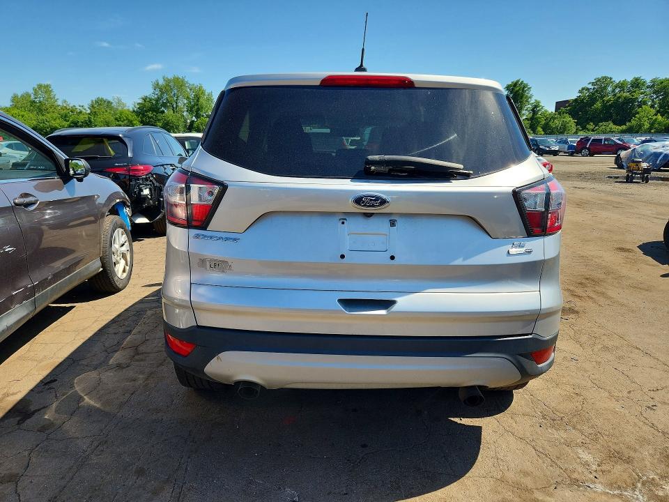 2017 Ford Escape მანქანა იყიდება აუქციონზე, vin: 1FMCU9GD9HUD95598, აუქციონის ნომერი: 56581806