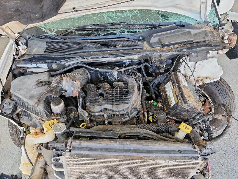 56167706 :رقم المزاد ، 2A4RR5DGXBR664651 vin ، 2011 Chrysler Town & Country مزاد بيع