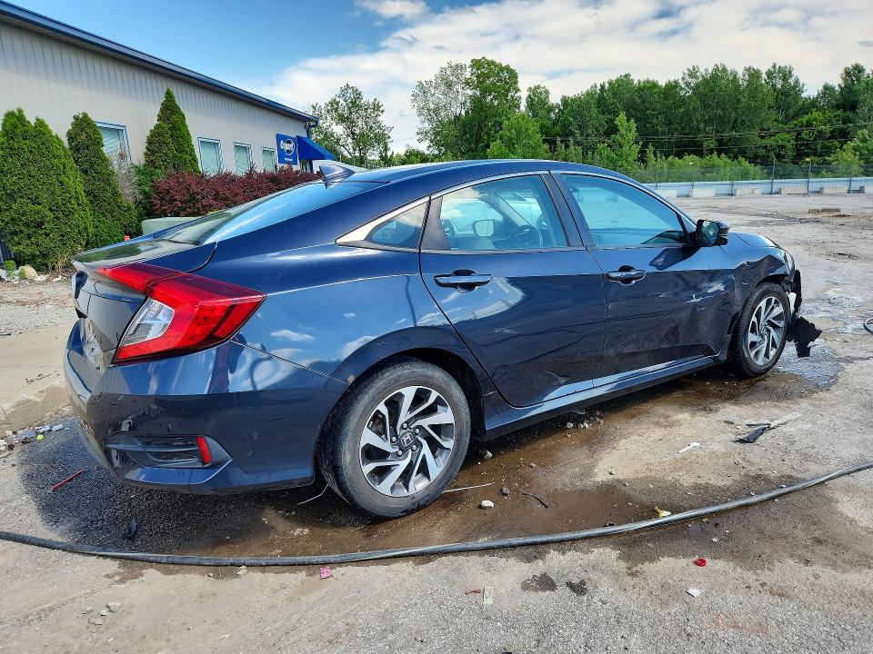 Aukcja sprzedaży 2018 Honda Civic, vin: 2HGFC2F74JH522596, numer aukcji: 56849706