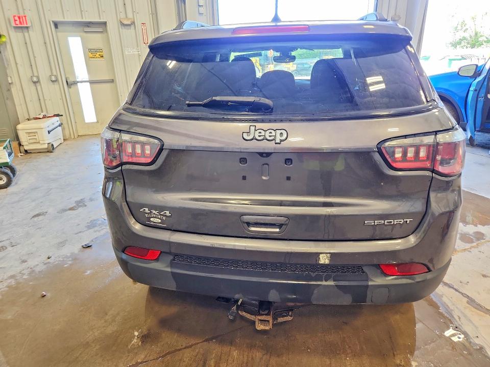 Продаж на аукціоні авто 2018 Jeep Compass, vin: 3C4NJDAB8JT147911, номер лоту: 58061166