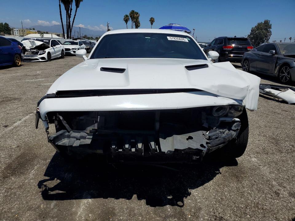 Продаж на аукціоні авто 2015 Dodge Challenger, vin: 2C3CDZAG6FH804040, номер лоту: 57835626