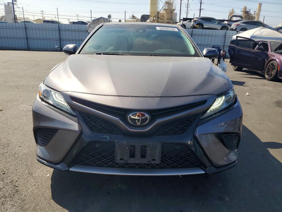 Aukcja sprzedaży 2018 Toyota Camry, vin: 4T1B61HK3JU048701, numer aukcji: 56500436
