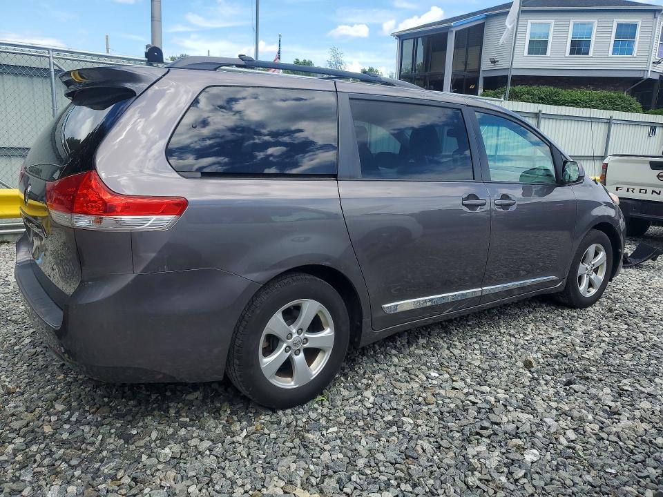 Aukcja sprzedaży 2014 Toyota Sienna, vin: 5TDKK3DC2ES497677, numer aukcji: 57565666