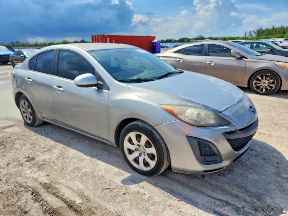 59342786 :رقم المزاد ، JM1BL1UF7B1497159 vin ، 2011 Mazda 3 مزاد بيع