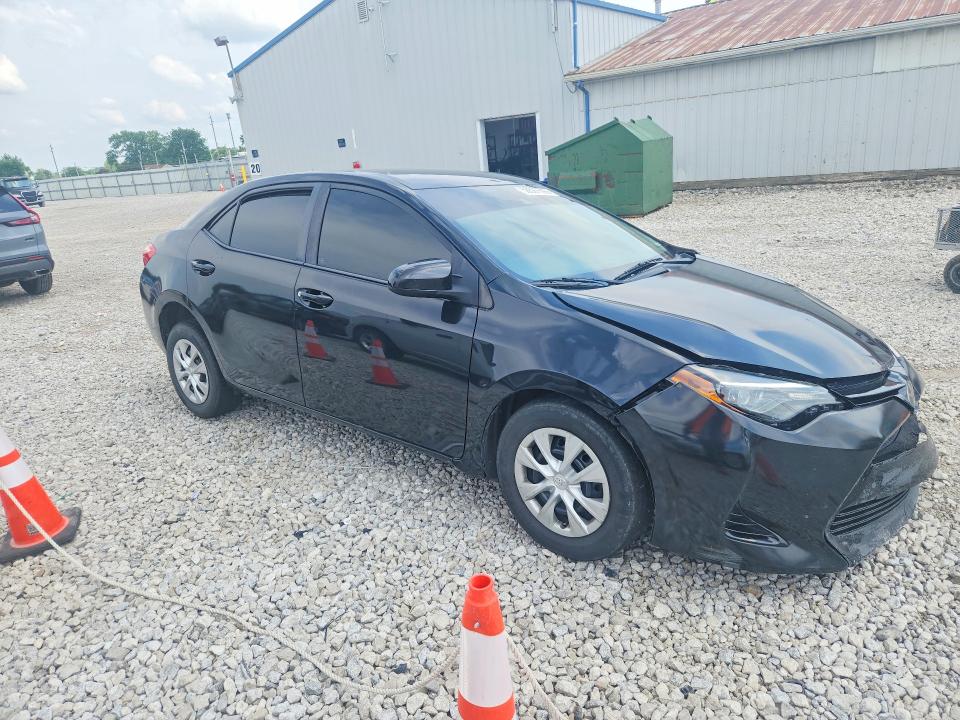 2018 Toyota Corolla მანქანა იყიდება აუქციონზე, vin: 5YFBURHEXJP825973, აუქციონის ნომერი: 56597696