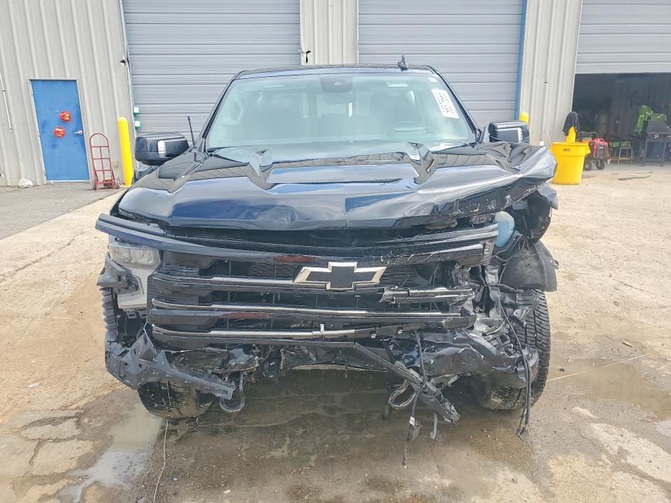 Продажа на аукционе авто 2025 Chevrolet Silverado, vin: 1GCUKJE88SZ204429, номер лота: 56575666