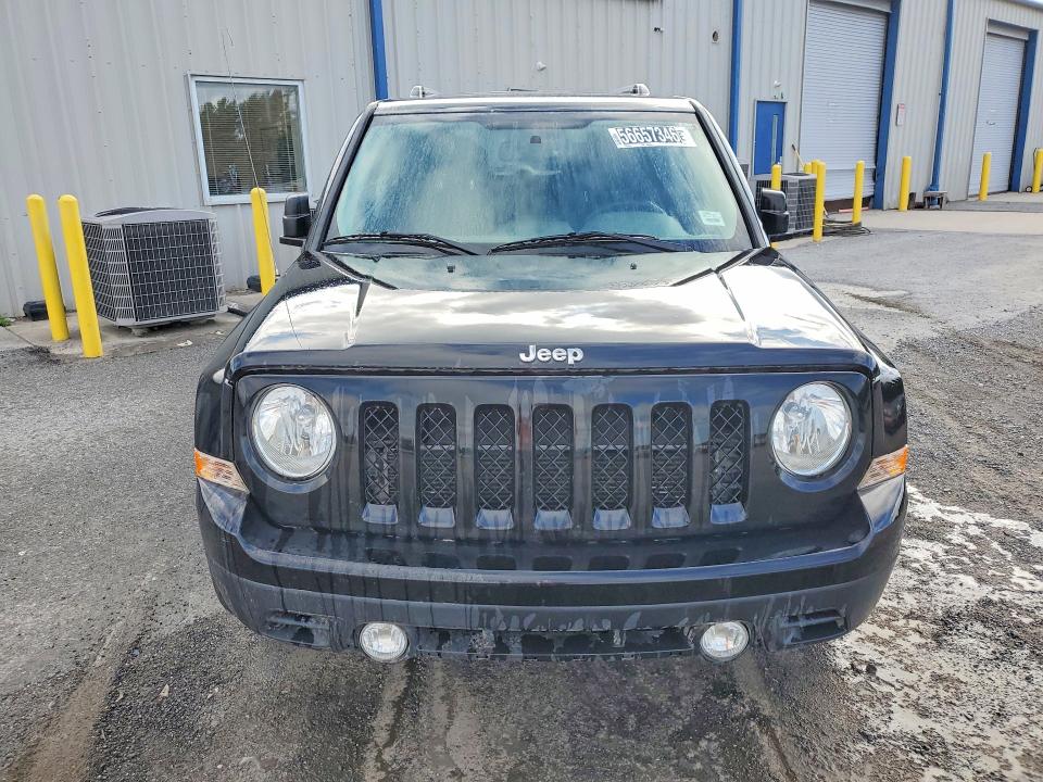 56657346 :رقم المزاد ، 1C4NJPFA8HD187603 vin ، 2017 Jeep Patriot مزاد بيع