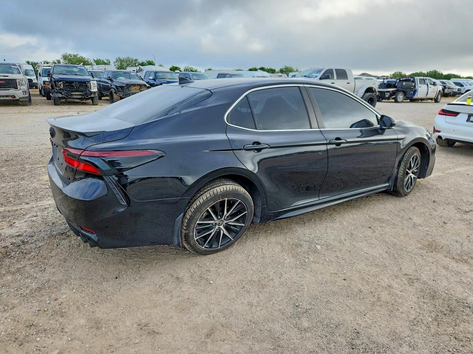 2024 Toyota Camry მანქანა იყიდება აუქციონზე, vin: 4T1G11AK3RU846075, აუქციონის ნომერი: 55642466