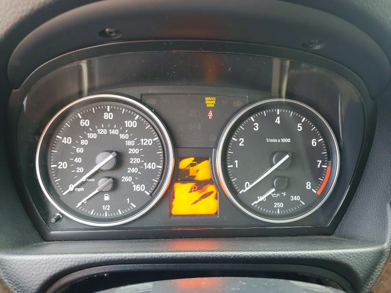 2011 Bmw 335 მანქანა იყიდება აუქციონზე, vin: WBADX7C50BE261001, აუქციონის ნომერი: 57041266