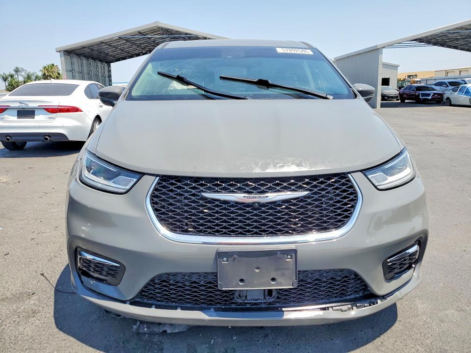 57892586 :رقم المزاد ، 2C4RC1L78NR129999 vin ، 2022 Chrysler Pacifica مزاد بيع