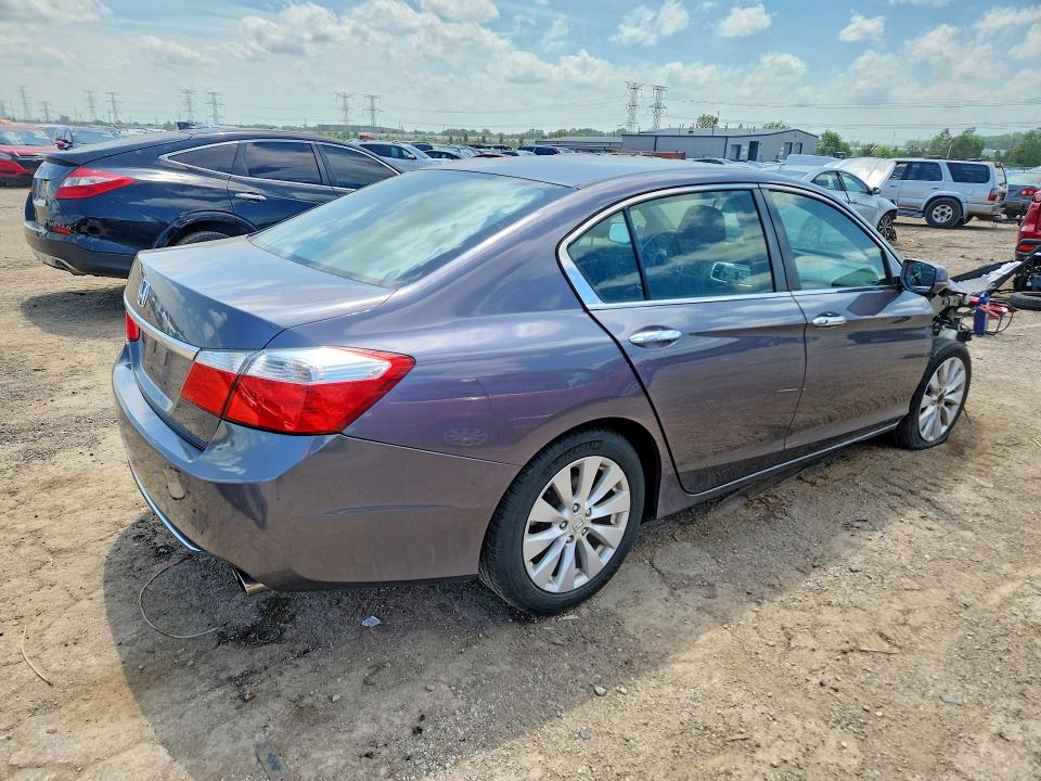58840996 :رقم المزاد ، 1HGCR2F75FA075977 vin ، 2015 Honda Accord مزاد بيع