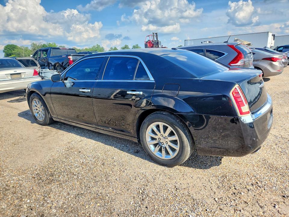 2014 Chrysler 300c მანქანა იყიდება აუქციონზე, vin: 2C3CCAET5EH118324, აუქციონის ნომერი: 54309326