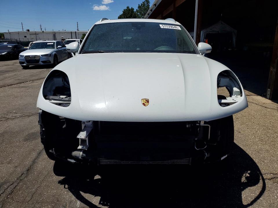 57239646 :رقم المزاد ، WP1AA2A51NLB07666 vin ، 2022 Porsche Macan مزاد بيع