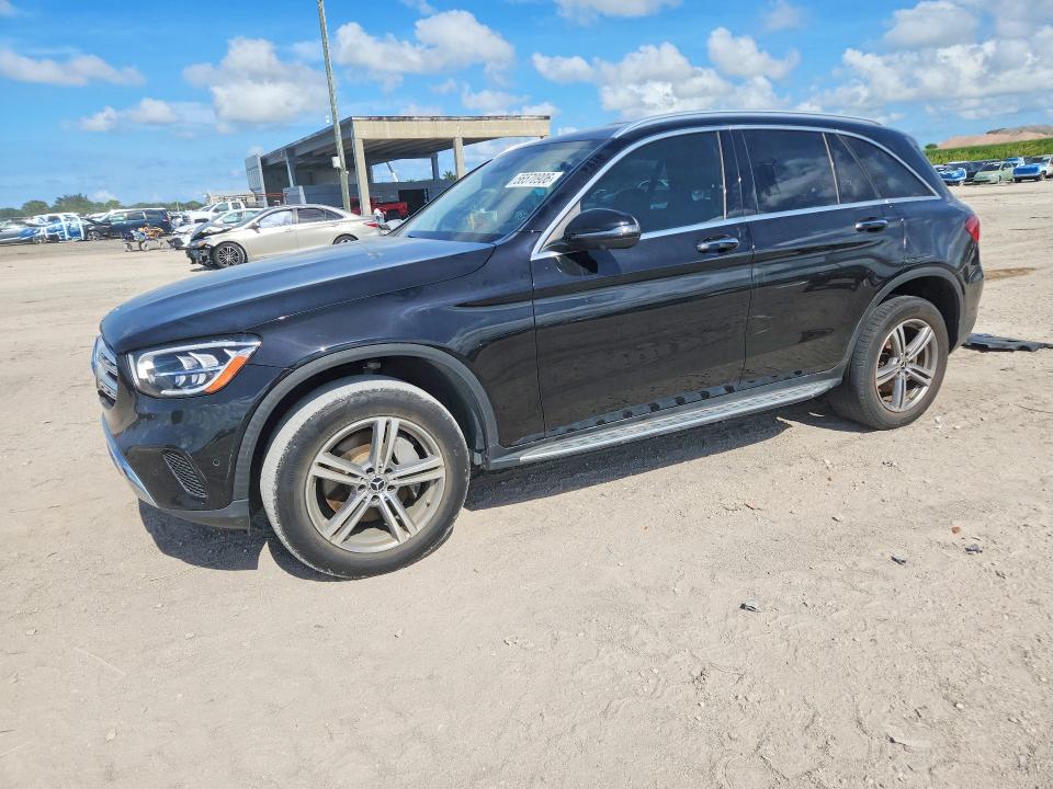 56570906 :رقم المزاد ، W1N0G8DB1NV373184 vin ، 2022 Mercedes-benz Glc مزاد بيع