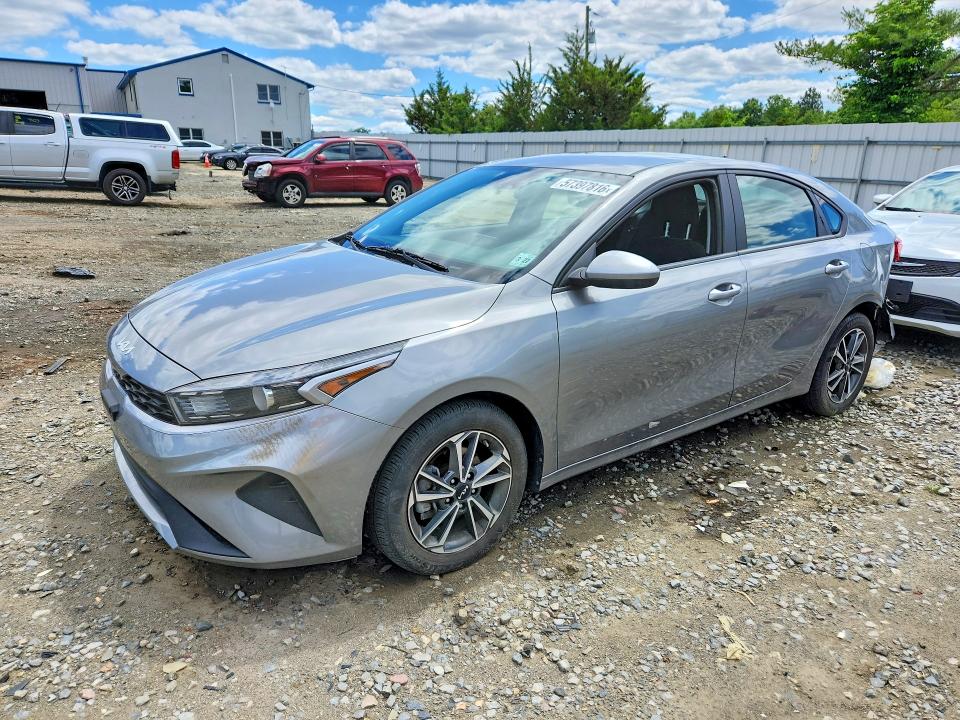 57397816 :رقم المزاد ، 3KPF24AD0NE455006 vin ، 2022 Kia Forte مزاد بيع