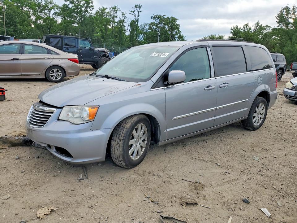 2015 Chrysler Town & Country მანქანა იყიდება აუქციონზე, vin: 2C4RC1BG6FR534536, აუქციონის ნომერი: 58138246