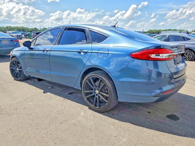 Продажа на аукционе авто 2018 Ford Fusion, vin: 3FA6P0LU2JR241893, номер лота: 55694376