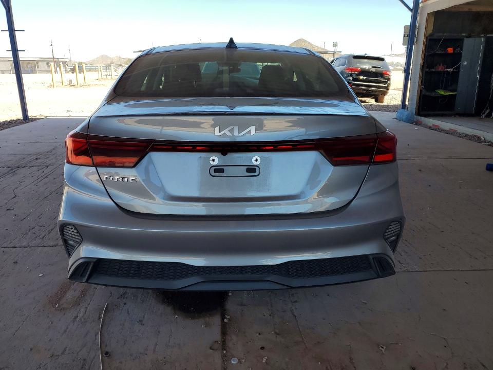 56568346 :رقم المزاد ، 3KPF24AD2RE723334 vin ، 2024 Kia Forte مزاد بيع