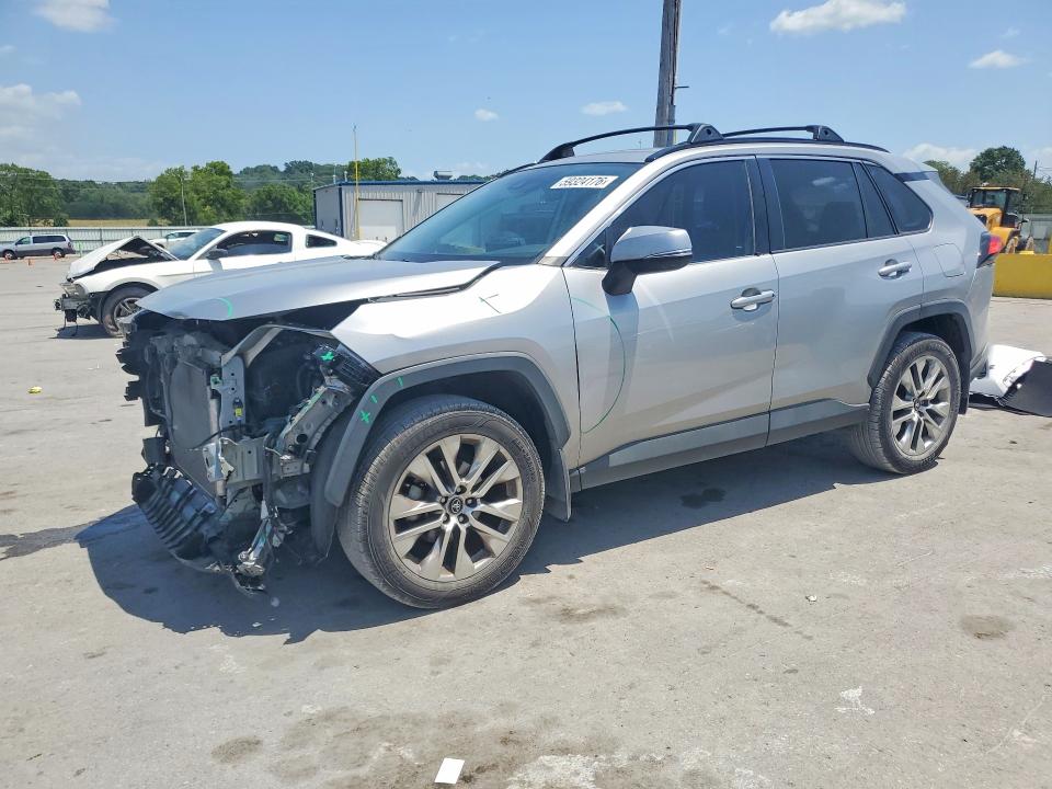 59324176 :رقم المزاد ، 2T3C1RFV0MC090061 vin ، 2021 Toyota Rav4 مزاد بيع