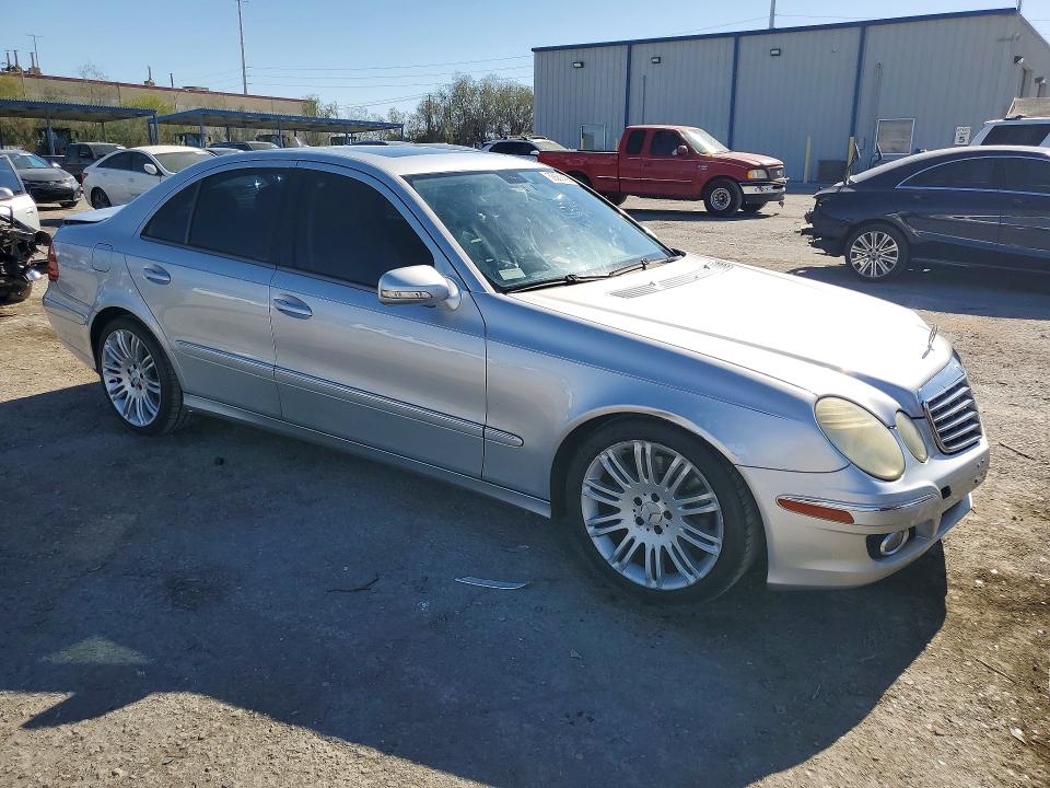 2007 Mercedes-benz E მანქანა იყიდება აუქციონზე, vin: WDBUF72X97B114983, აუქციონის ნომერი: 56681486