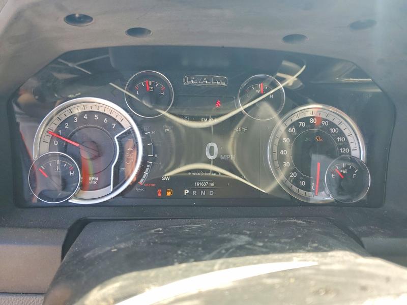 58596076 :رقم المزاد ، 1C6RR6LT9JS105493 vin ، 2018 Ram 1500 مزاد بيع