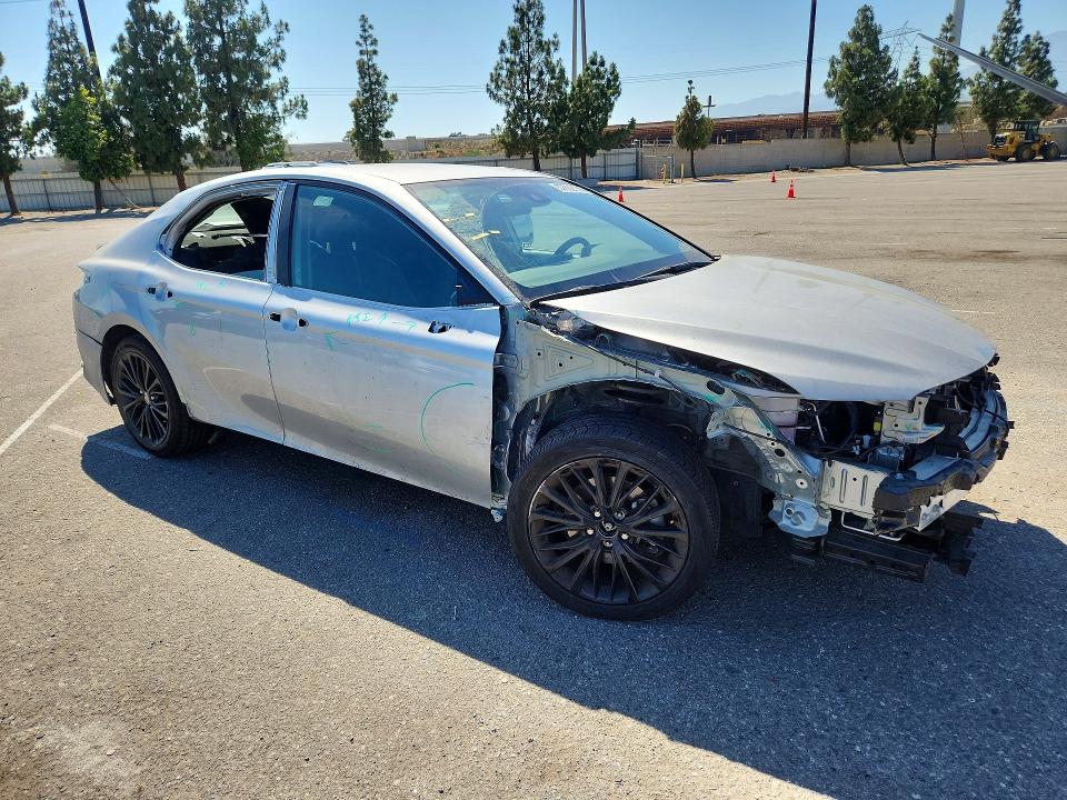Продажа на аукционе авто 2022 Toyota Camry, vin: 4T1G11BK3NU062178, номер лота: 57832166