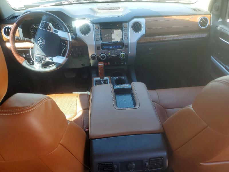 57907856 :رقم المزاد ، 5TFAW5F1XJX683981 vin ، 2018 Toyota Tundra مزاد بيع