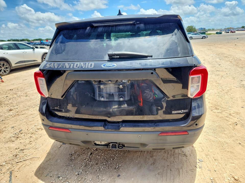 56377576 :رقم المزاد ، 1FM5K8ABXMGC33133 vin ، 2021 Ford Explorer مزاد بيع
