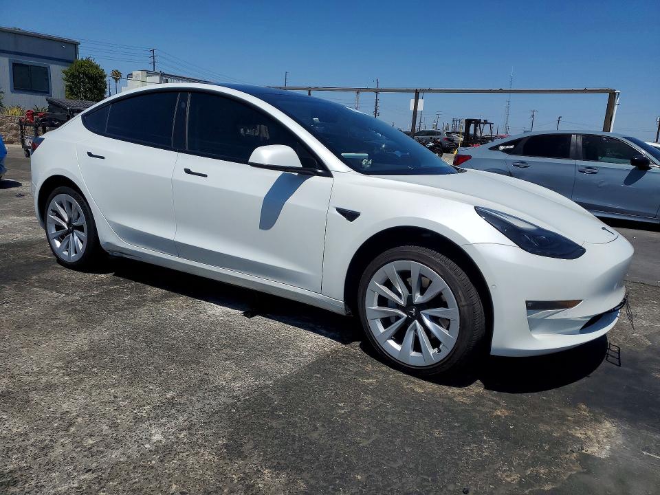 Продажа на аукционе авто 2021 Tesla Model 3, vin: 5YJ3E1EB5MF862457, номер лота: 56103946