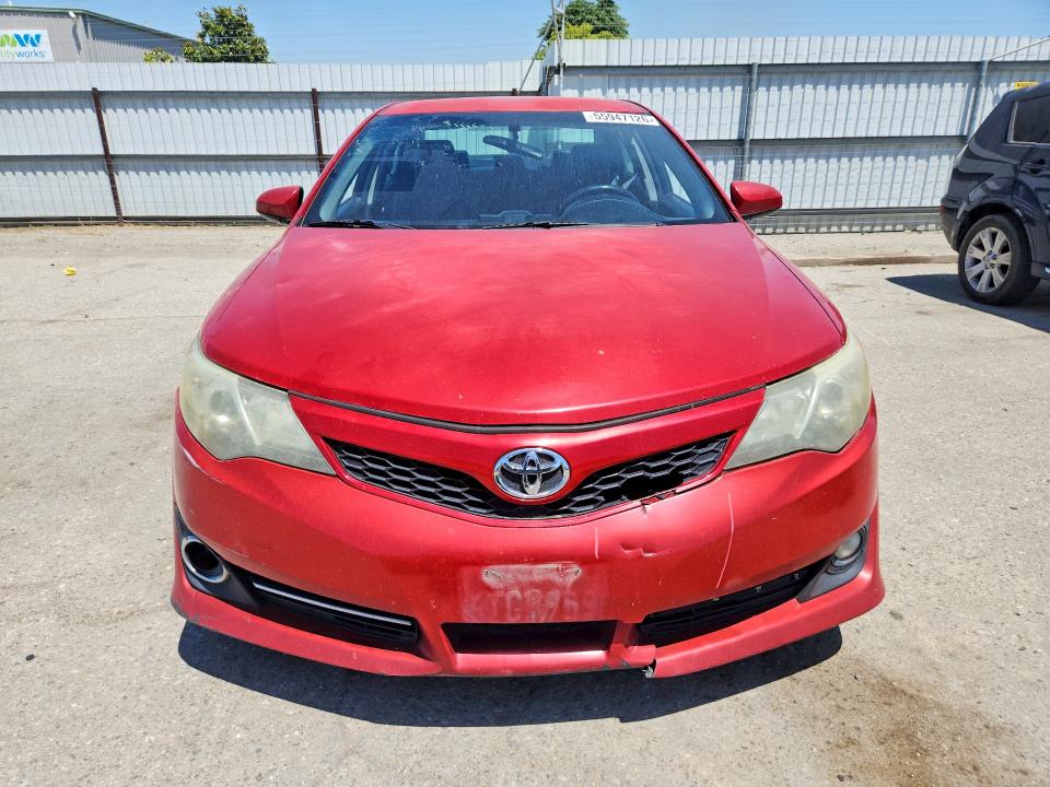 55947126 :رقم المزاد ، 4T1BF1FK5CU622253 vin ، 2012 Toyota Camry مزاد بيع