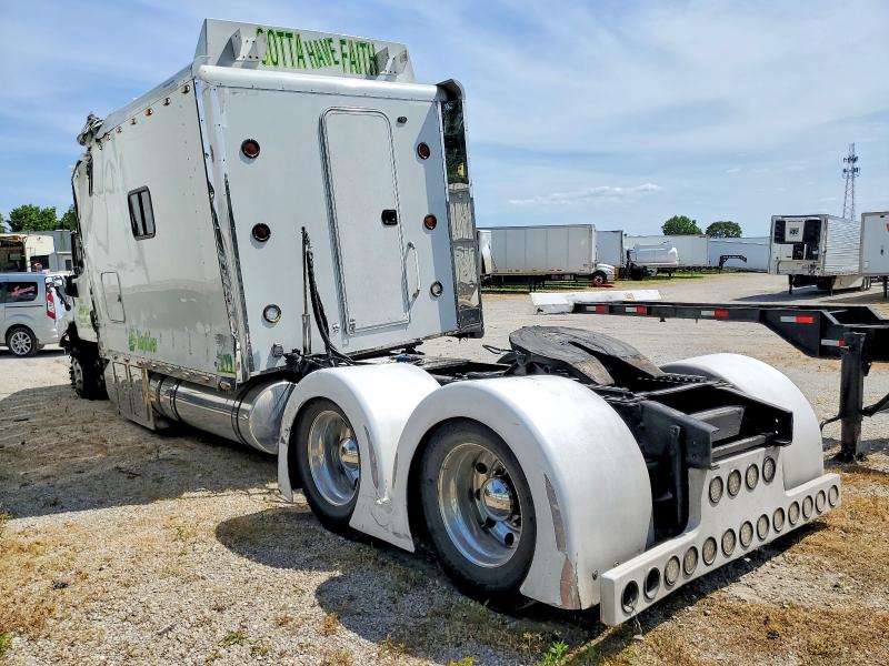 55939726 :رقم المزاد ، 1FUJGEBG0CLBL7364 vin ، 2012 Freightliner Cascadia مزاد بيع