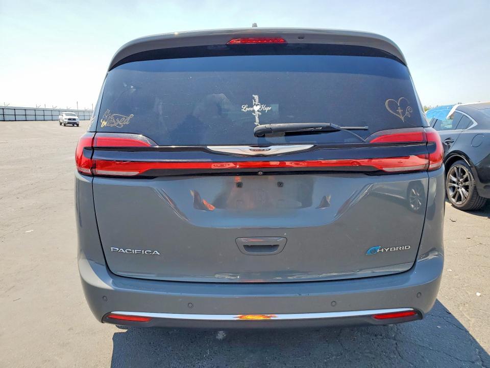 57892586 :رقم المزاد ، 2C4RC1L78NR129999 vin ، 2022 Chrysler Pacifica مزاد بيع