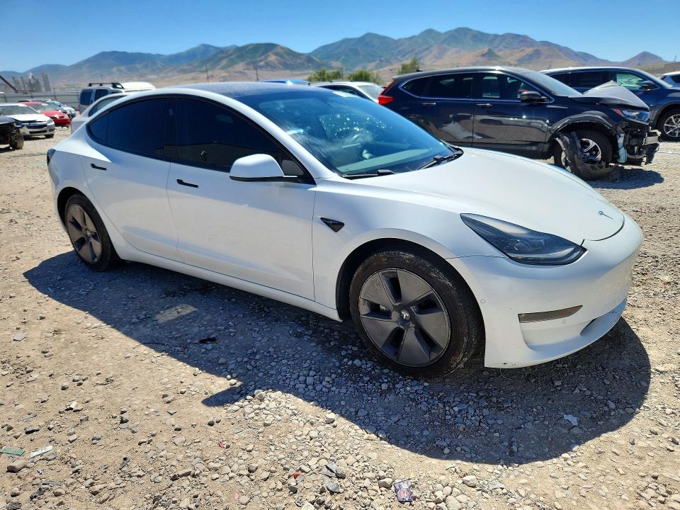 Продажа на аукционе авто 2021 Tesla Model 3, vin: 5YJ3E1EB8MF928242, номер лота: 55820096