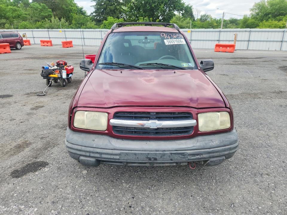 56691606 :رقم المزاد ، 2CNBJ13C526943654 vin ، 2002 Chevrolet Tracker مزاد بيع