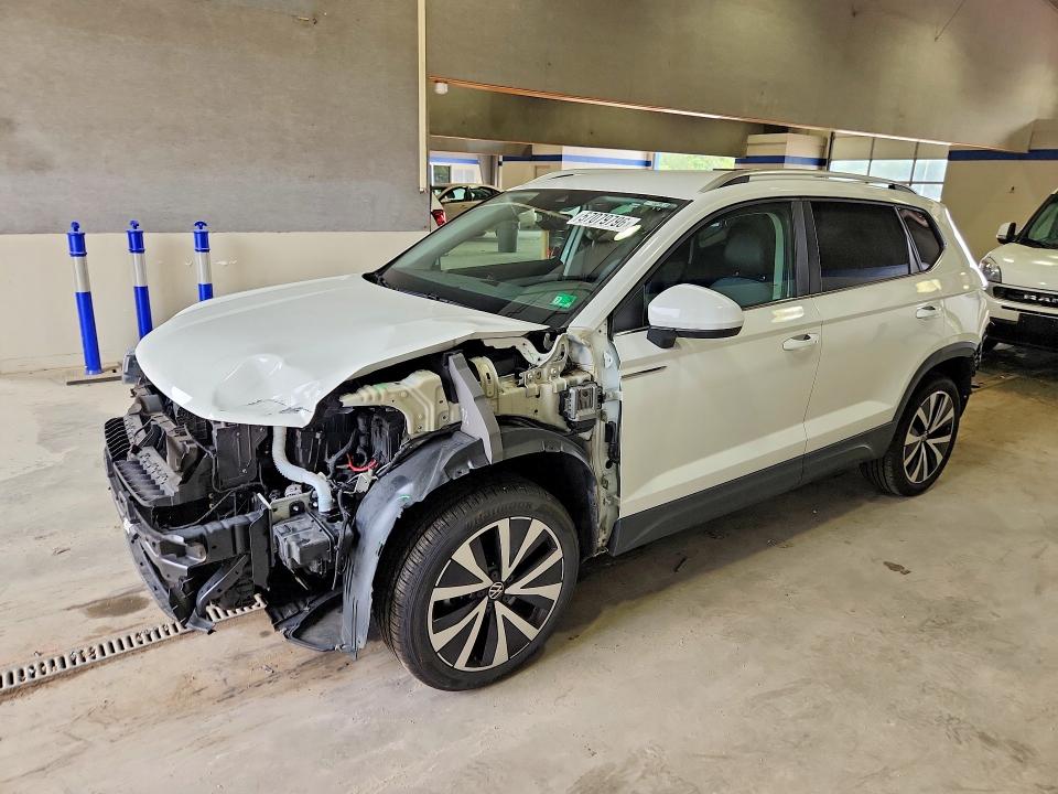 57079796 :رقم المزاد ، 3VVSX7B2XNM014859 vin ، 2022 Volkswagen Taos مزاد بيع